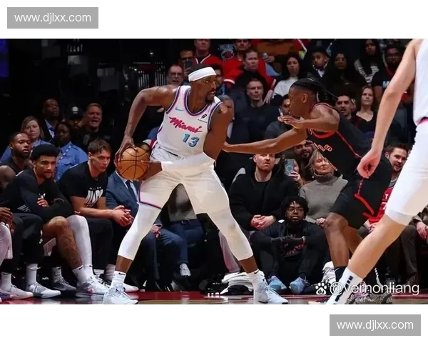 2025赛季NBA热火队完整赛程一览 重要比赛时间和对手分析